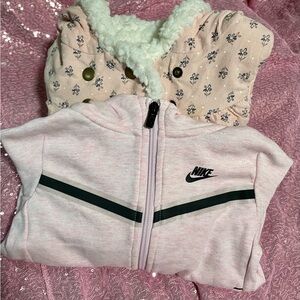 Nike Light Pink Hoodie Aspen Sherpa hooded vest with size 24 Months